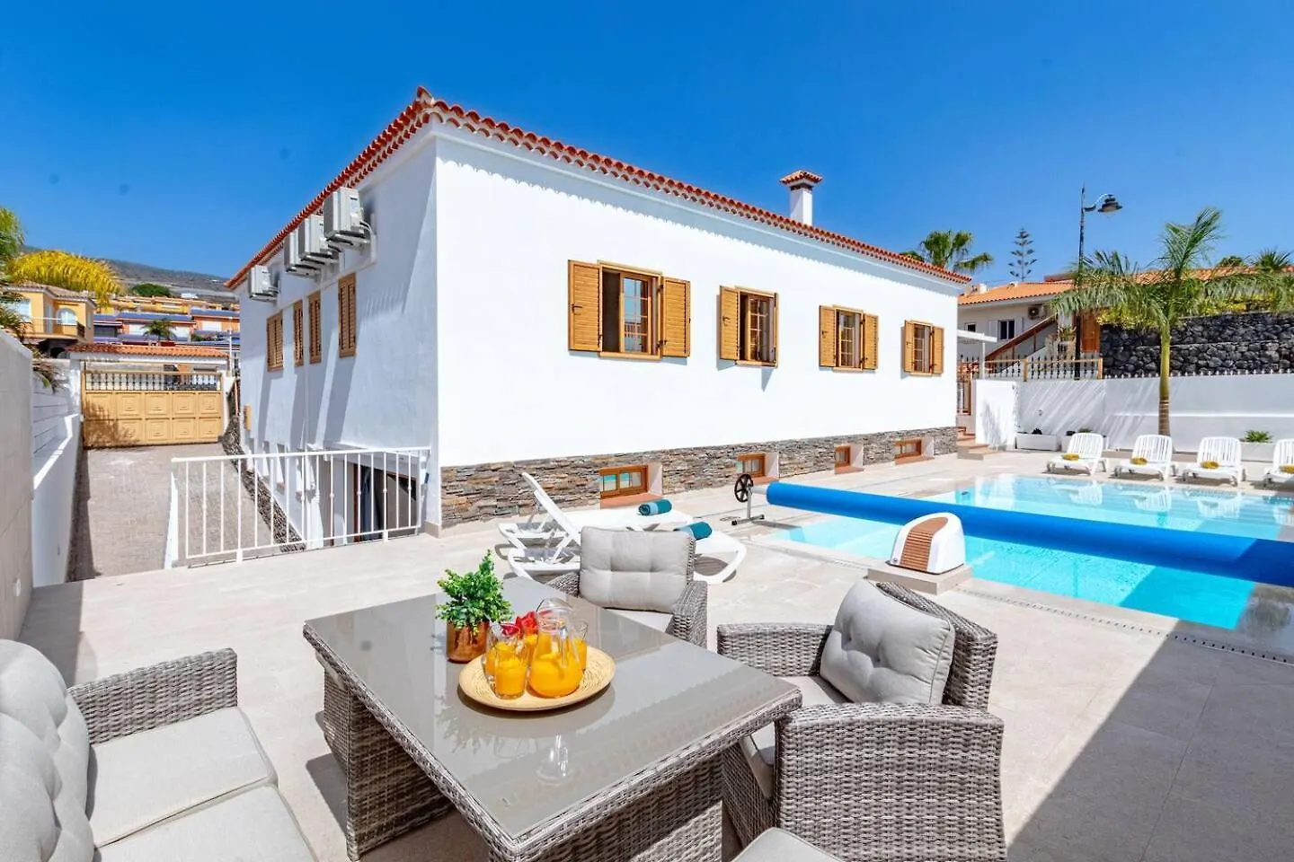 Villa Luna With Heated Pool Puerto de Santiago  Spanje